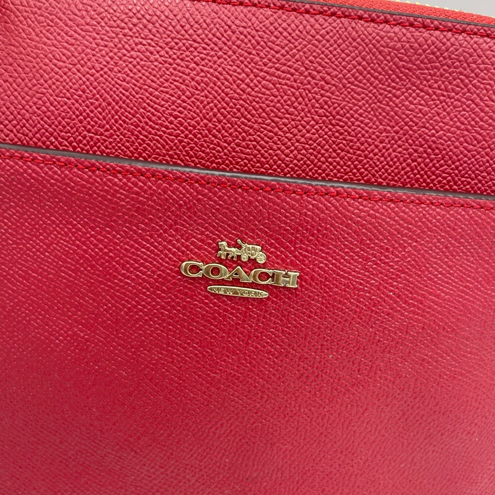 Coach Kitt Crossgrain Leather Messenger Crossbody Bag Gem